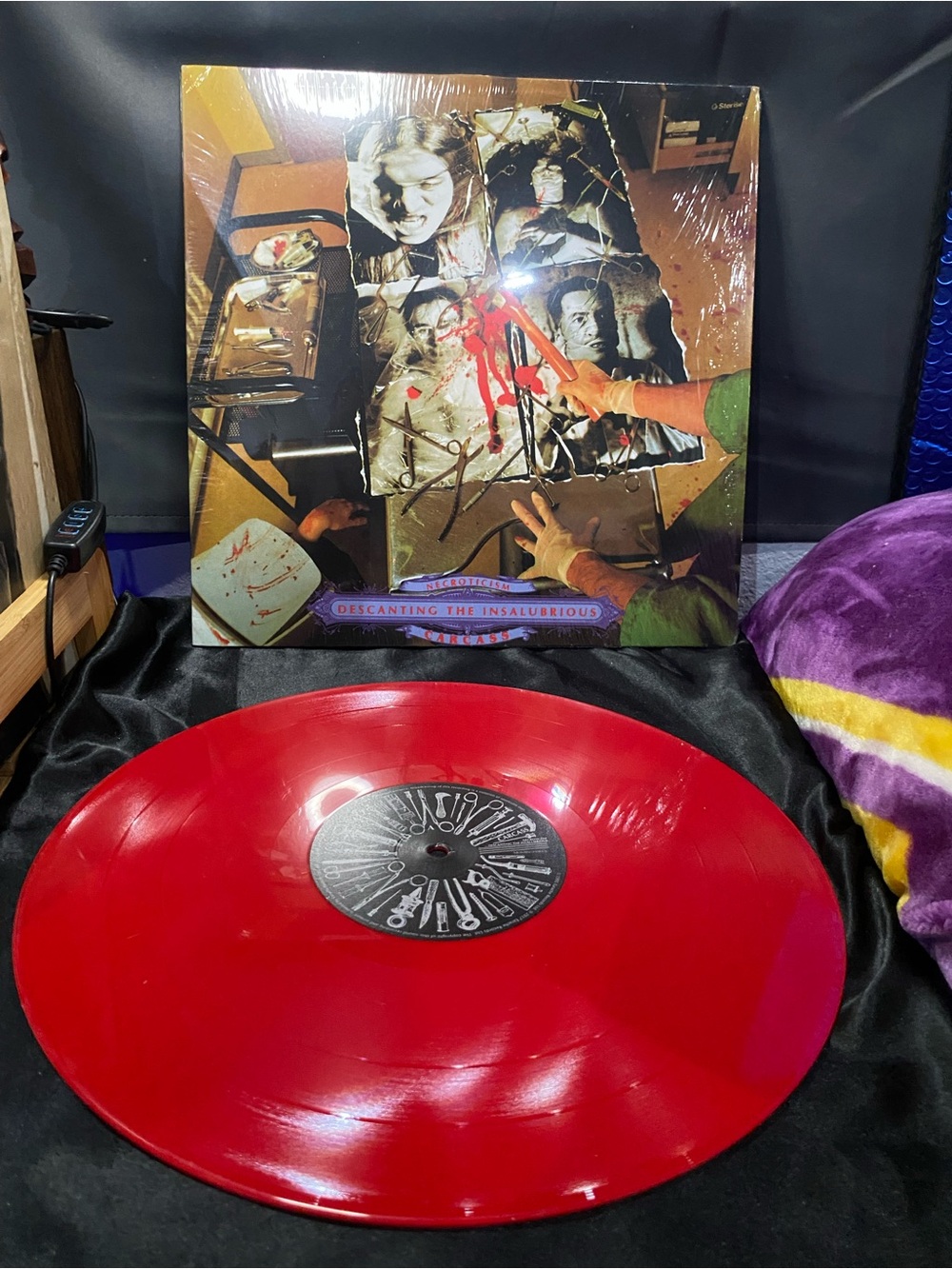 Carcass - 'descanting the Insalubrious' Album Blood Red
